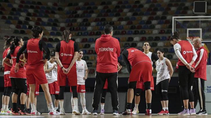 A Milli Kadın Basketbol Takımı hazırlık kampına giriyor