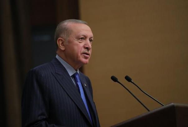 Cumhurbaşkanı Erdoğan: Türkçemizi korumak için verdiğimiz mücadele milli mücadeledir