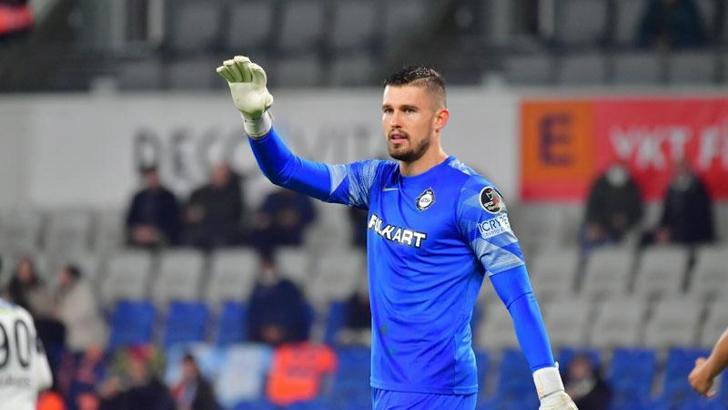 Altaylı kaleci Lis'e Galatasaray kancası