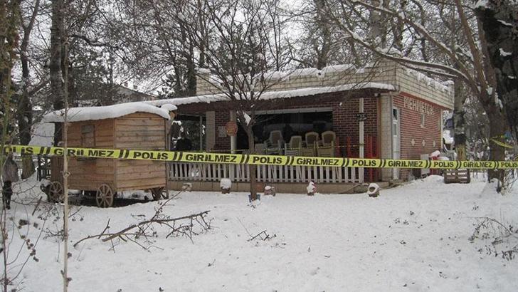 Parkta karşılaştığı husumetlisini tabancayla öldürdü