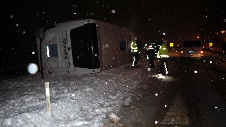 Tokat'ta devrilen yolcu otobüsünde yaralanan 13 kişi taburcu oldu