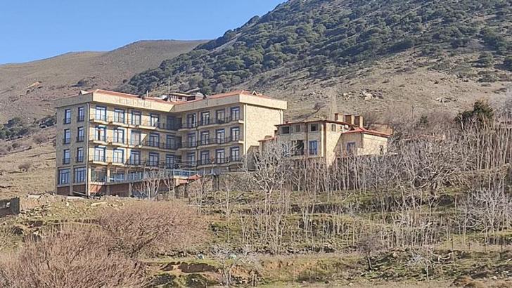 Gökçeada sit alanındaki Masi Otel'e yeniden yıkım yolu göründü