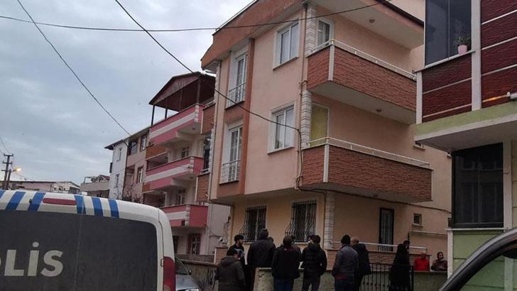 Terastan düşen Beydun öldü; yerde yatanın kızı olduğunu gören baba fenalık geçirdi