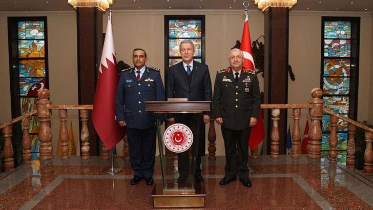 Bakan Akar, Katar Genelkurmay Başkanı ile görüştü