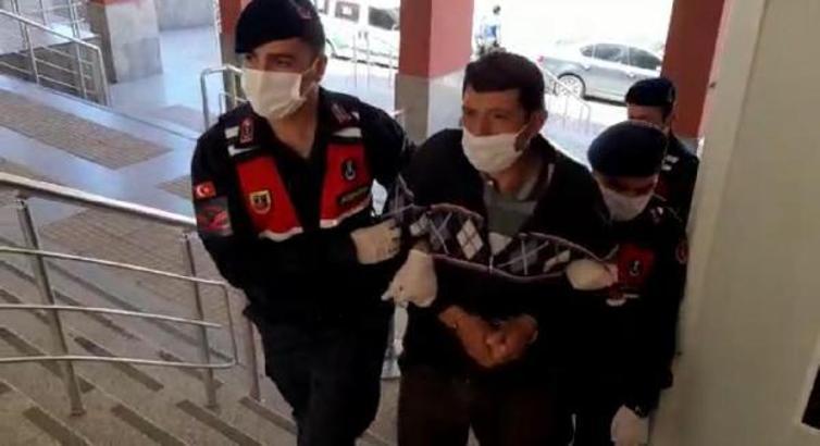 Aşk mektubu yazdığı genç kızın anne ve babasını öldürdü, müebbet hapisle yargılanıyor