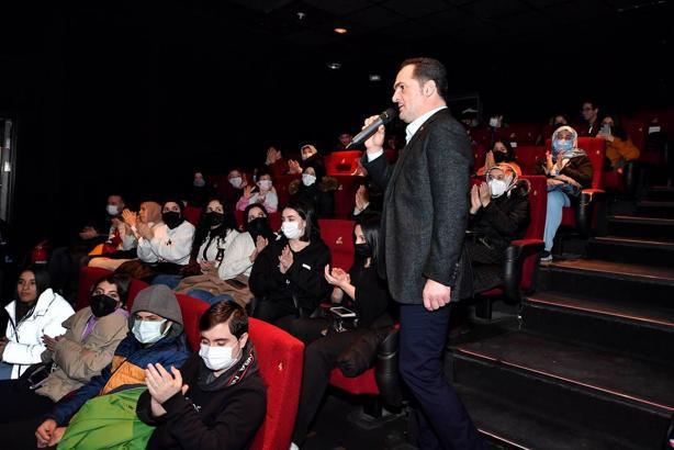 Başkan Yıldız öğrencilerle “Kesişme: İyi ki Varsın Eren” filmini izledi