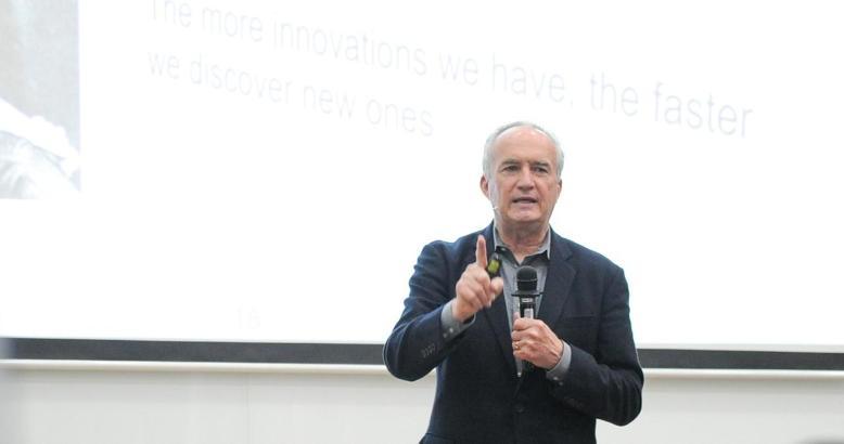 ‘Müşteri deneyimi otoritesi’ Don Peppers, Alterna CX’in danışma kurulunda