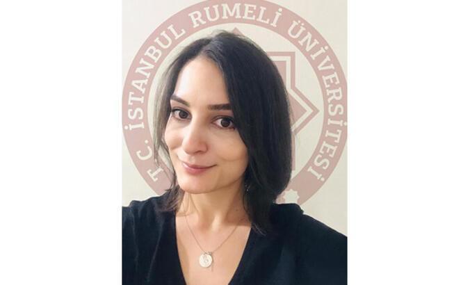 “Sağlıksız ilişkilerin temelinde zayıf iletişim yatıyor”