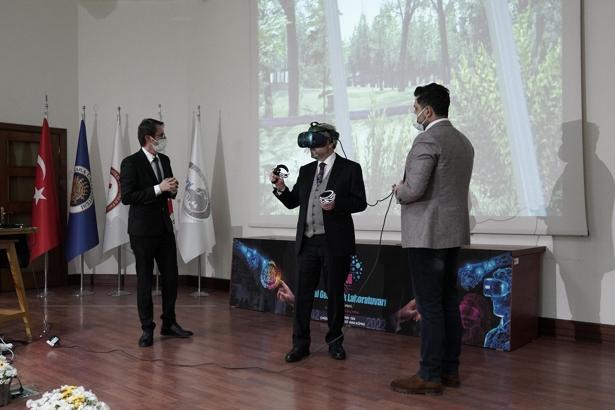 Ankara Üniversitesi’nden ‘Sanal Gerçeklik’ ile arıcılık eğitimi