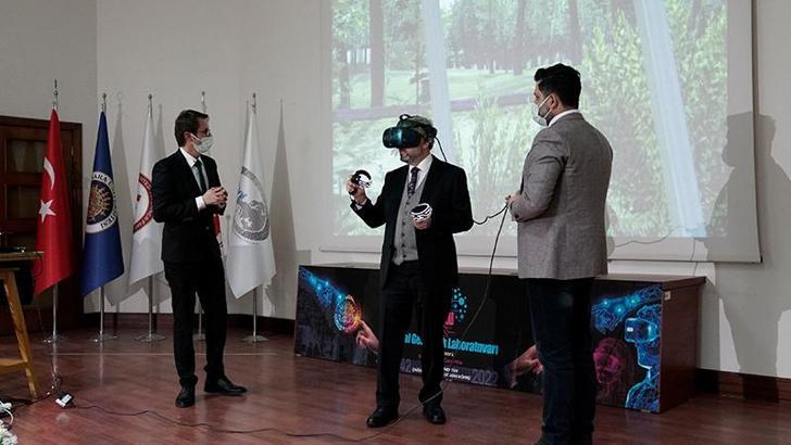 Ankara Üniversitesi’nden ‘Sanal Gerçeklik’ ile arıcılık eğitimi