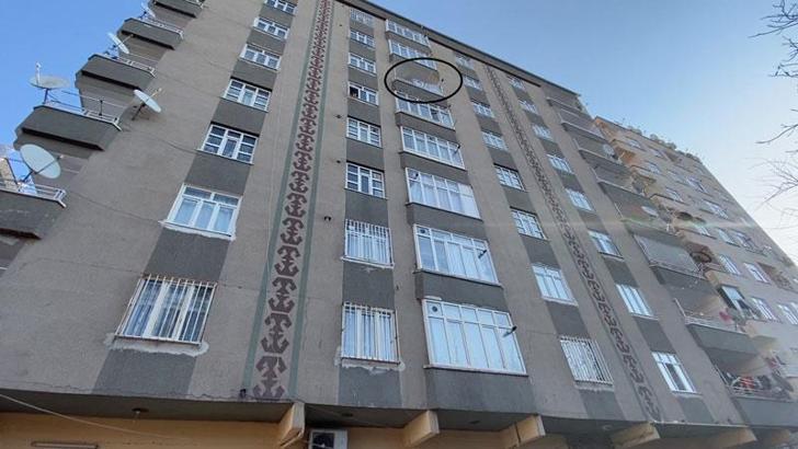 6'ıncı katın balkonundan düşen genç kadın, ağır yaralandı