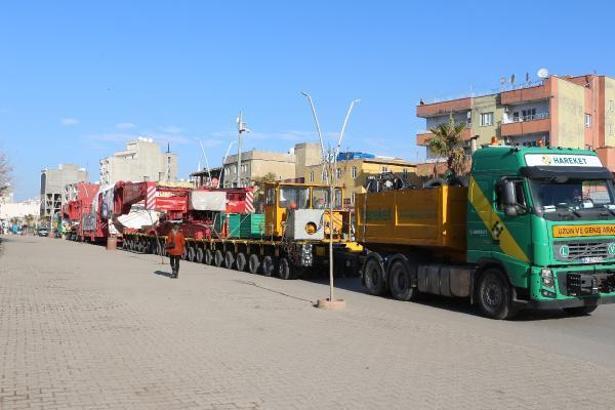 Hatay'dan termik santral parçaları taşınan TIR, 38 gün sonra Habur'da