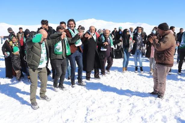 Ağrı'da 2241 rakımlı Balık Gölü'nde kış festivali düzenlendi
