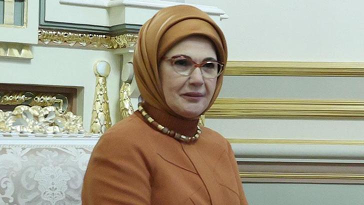 Emine Erdoğan: Hastalığı en hafif seyriyle geçiriyorum