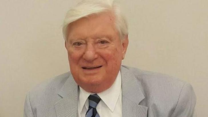 Eski bakanlardan Onur Kumbaracıbaşı, hayatını kaybetti