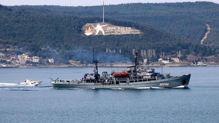Rus savaş gemisi Epron, Çanakkale Boğazı'ndan geçti