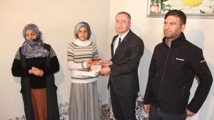 Ezel'in okuma hayalini gerçekleştiren formül