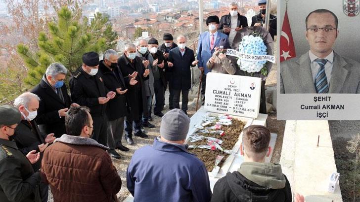 Merasim Sokak şehidi için Çankırı'da mezarı başında anma
