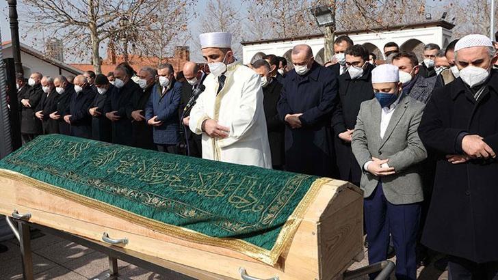 Cumhurbaşkanı Erdoğan, Ahmet Erdoğan'ın cenaze törenine katıldı