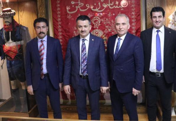 Bakan Pakdemirli'den sektör temsilcilerine: Ana beklentimiz fiyatların yüzde 7 indirilmesi (2)