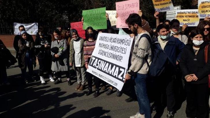Marmara Üniversitesi öğrencilerinden kampüs protestosu