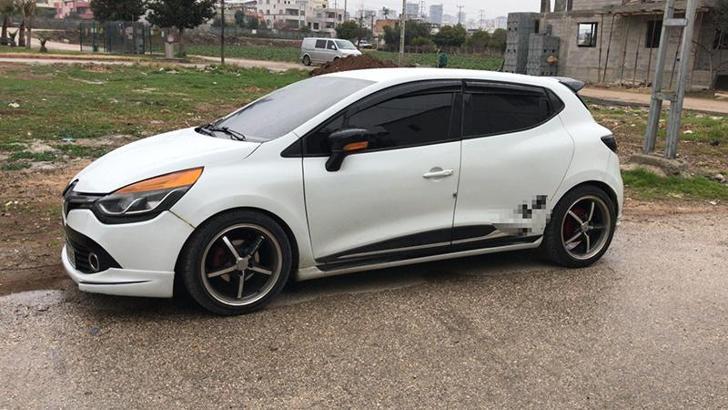 Otomobiline binerken 2 kişinin silahlı saldırısında öldü