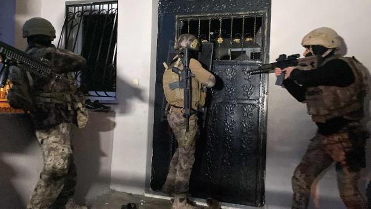 Osmaniye'de 'torbacı' operasyonu: 15 gözaltı