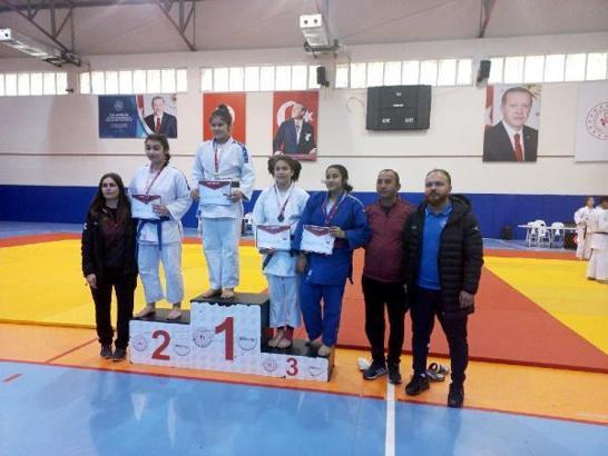 Gururlandıran başarı