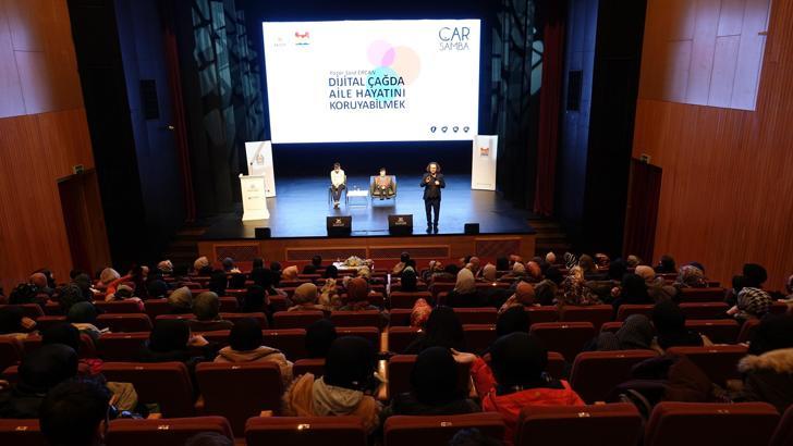 “Türkiye, günde 20 saat İnstagram kullanıyor”