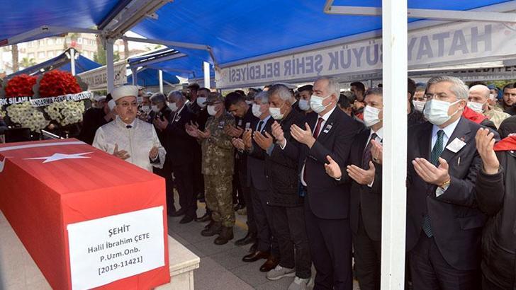 Silah kazası şehidi uzman çavuş, Hatay'da son yolculuğuna uğurlandı