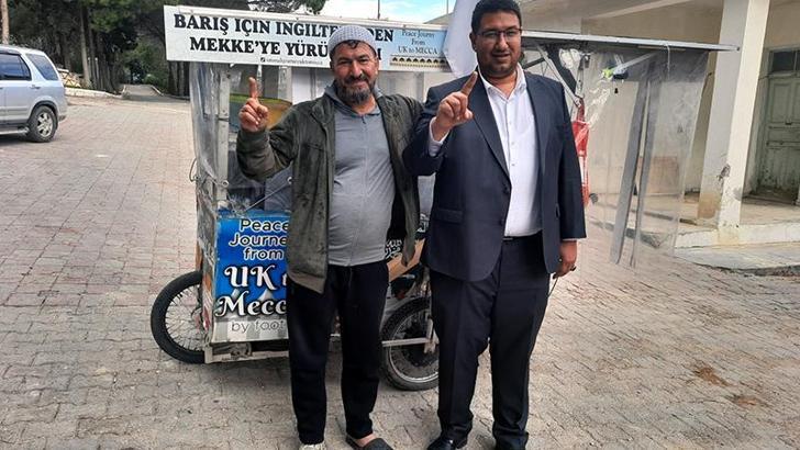 Hac için İngiltere'den yürüyerek yola çıkan Iraklı, Mersin’de