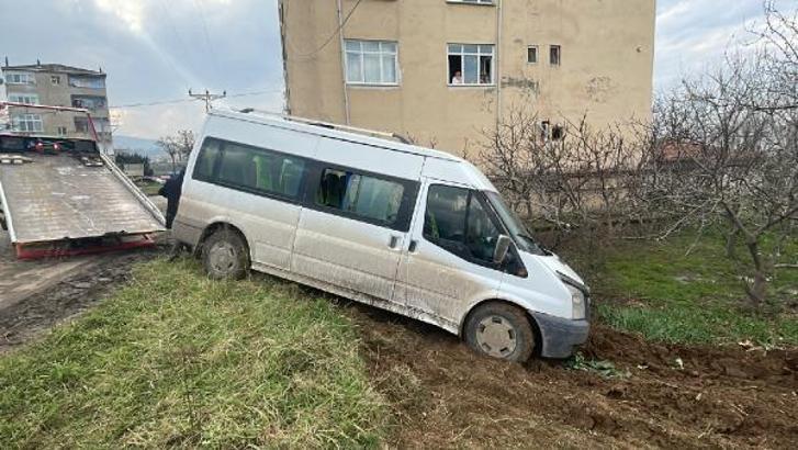 Samsun'da öğrenci servisi yoldan çıktı: 5 yaralı