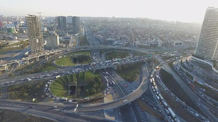 Mahmutbey gişelerinin taşınması talebi yargıda… Duruşmada eve gitmek için gişe ücreti ödeyen mağdurlar dinlendi