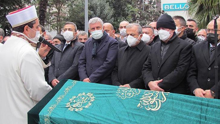 Hava Kuvvetleri Komutanı Küçükakyüz’ün annesi, Trabzon'da toprağa verildi