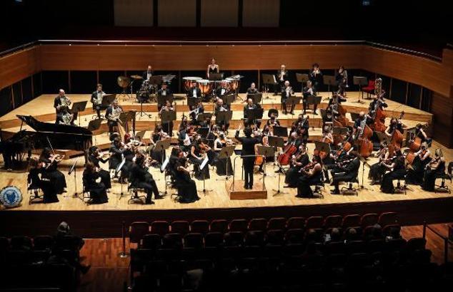 Yaşar Üniversitesi'nden senfonili kuruluş yıldönümü konseri