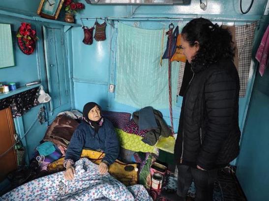 Kızılören'de yaşlı ve yalnız yaşayanlar ziyaret edildi