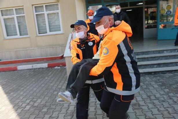 Öğrenciler, okullardaki tatbikatla deprem bilincini öğrendi