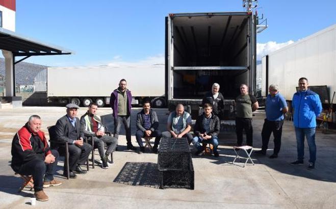 Ukraynalı TIR şoförleri, savaş çıkınca ülkelerine dönemedi