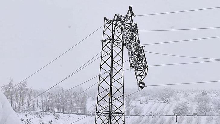 AEDAŞ’ta 3 görevden alma