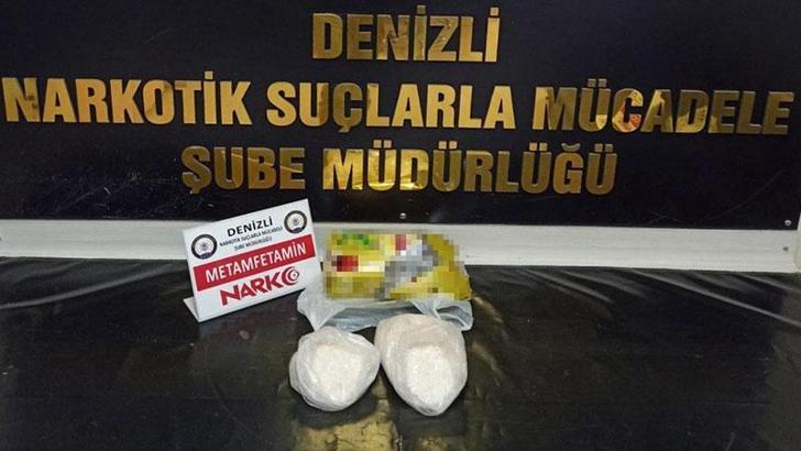 Çay paketinden uyuşturucu çıktı