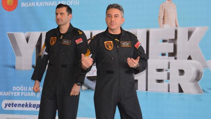 Doğu Anadolu Kariyer Fuarı'nda SOLOTÜRK pilotlarına yoğun ilgi
