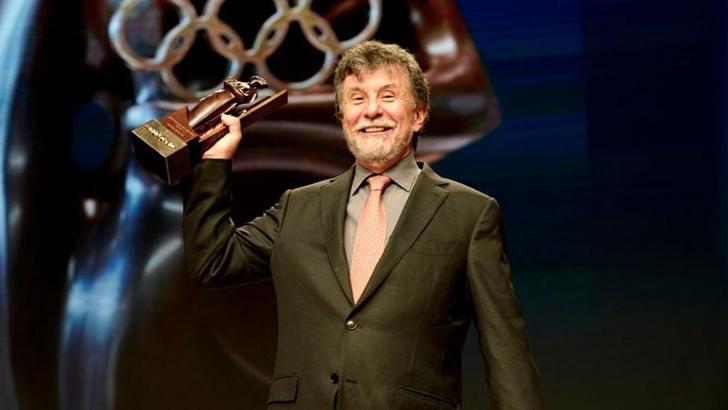 Faruk Eczacıbaşı: Eczacıbaşı Dynavit Kadın Voleybol Takımı'nda hedefler bitmez