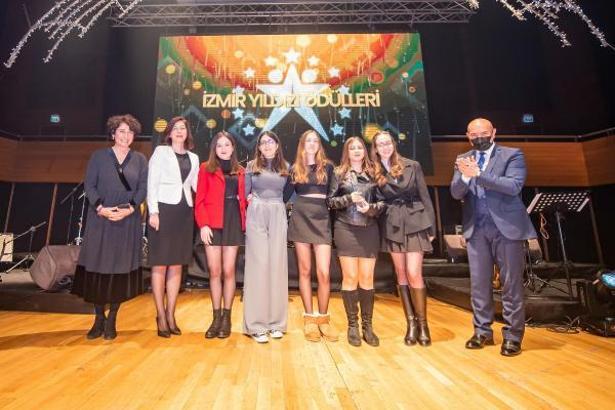 Cinsiyet eşitliği projelerinin ödüllendirildiği 'İzmir Yıldızı' ödülleri sahiplerini buldu