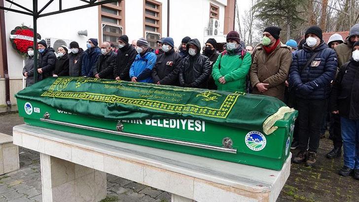 Sinema yazarı ve eleştirmeni Murat Özer, son yolculuğuna uğurlandı