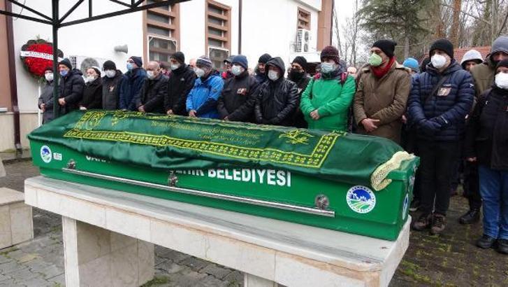 Sinema yazarı ve eleştirmeni Murat Özer, son yolculuğuna uğurlandı