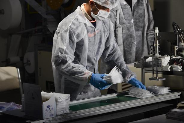 “Çocuklar için oksijen aldıran maskeler tercih edilmeli”