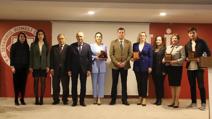 İstanbul Rumeli Üniversitesi’nde ‘’Güçlü Kadın’’ paneli düzenlendi