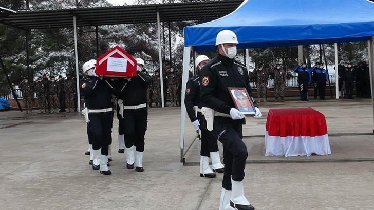 El Bab'da, kap krizinden hayatını kaybeden polis memuru için Kilis'te tören
