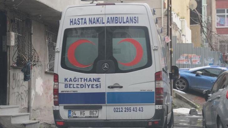 Kağıthane Belediyesi yatalak hastalara ulaşım hizmeti veriyor