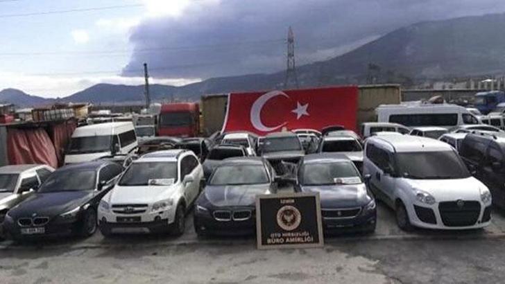 İzmir'de oto hırsızlık çetesine operasyon: 6 gözaltı